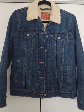 Levi's sherpa denim jacket | men's M